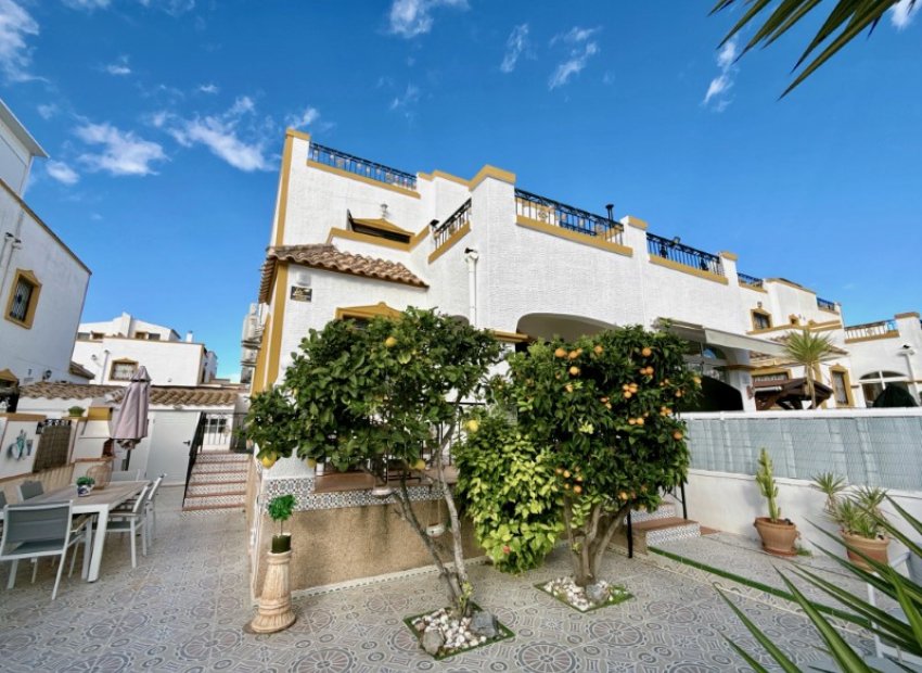 Reventa - Adosado -
Orihuela - Desamparados - Hurchillo - Torremendo