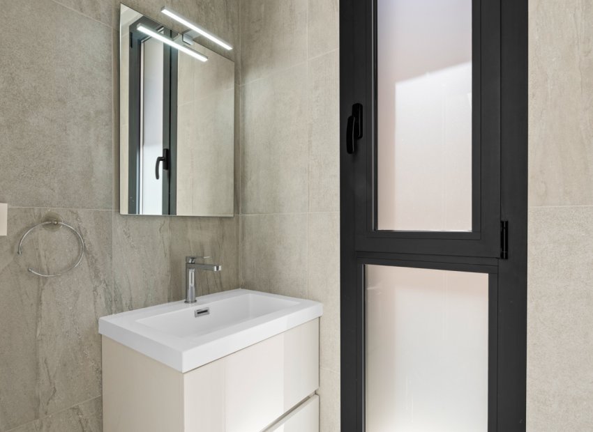 Reventa - Adosado -
San Miguel de Salinas - Costa Blanca South