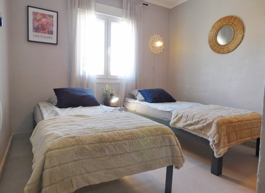 Reventa - Adosado -
Torrevieja - San Luis