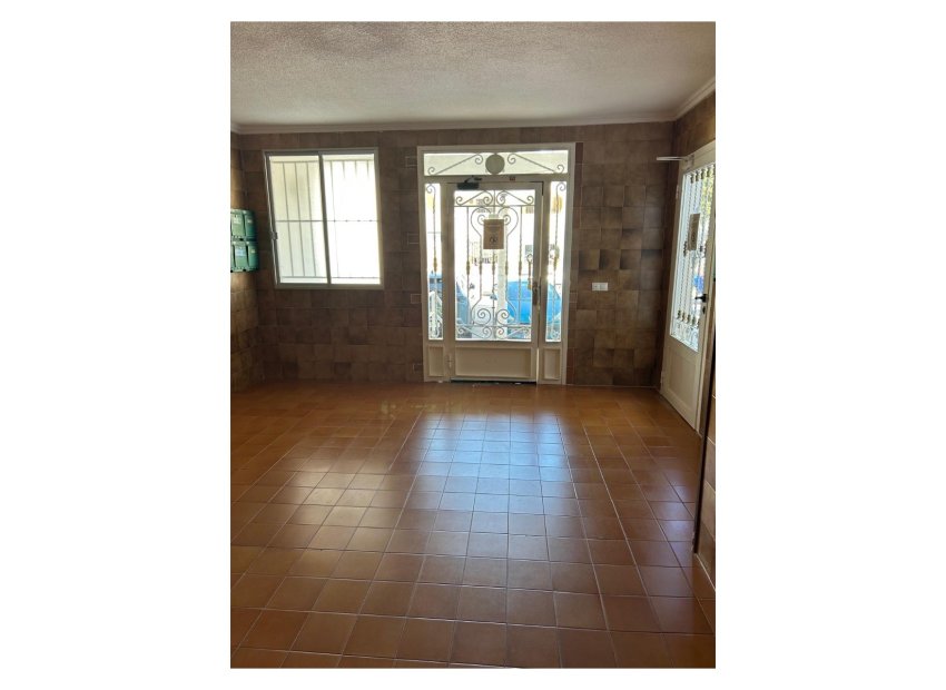 Reventa - Apartamento -
Cabo Roig