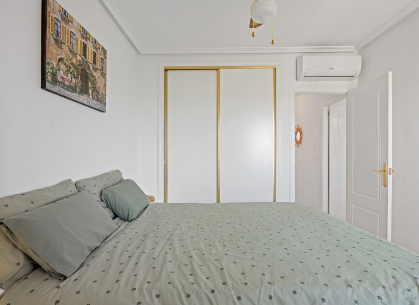 Reventa - Apartamento -
Daya Nueva - Costa Blanca South