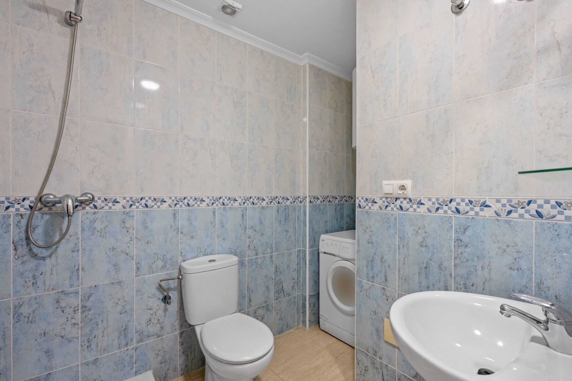 Reventa - Apartamento -
Daya Nueva - Costa Blanca South