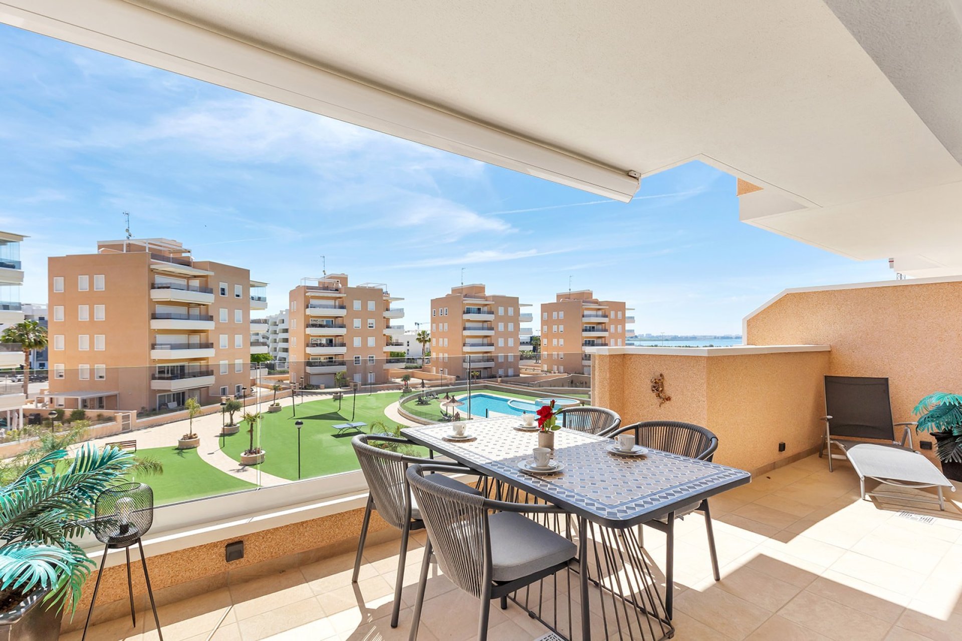 Reventa - Apartamento -
Guardamar del Segura - El Raso
