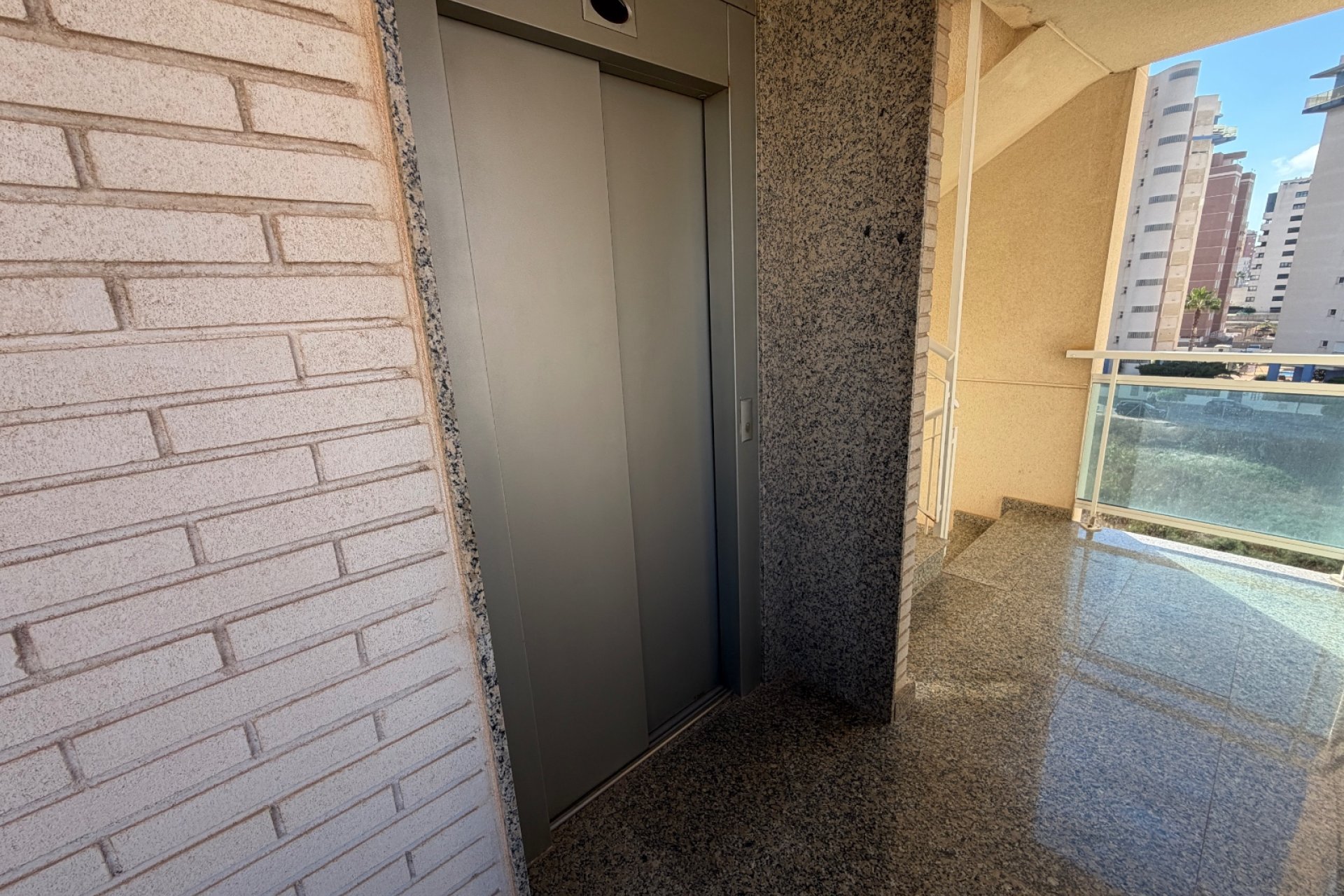 Reventa - Apartamento -
Guardamar del Segura - Puerto