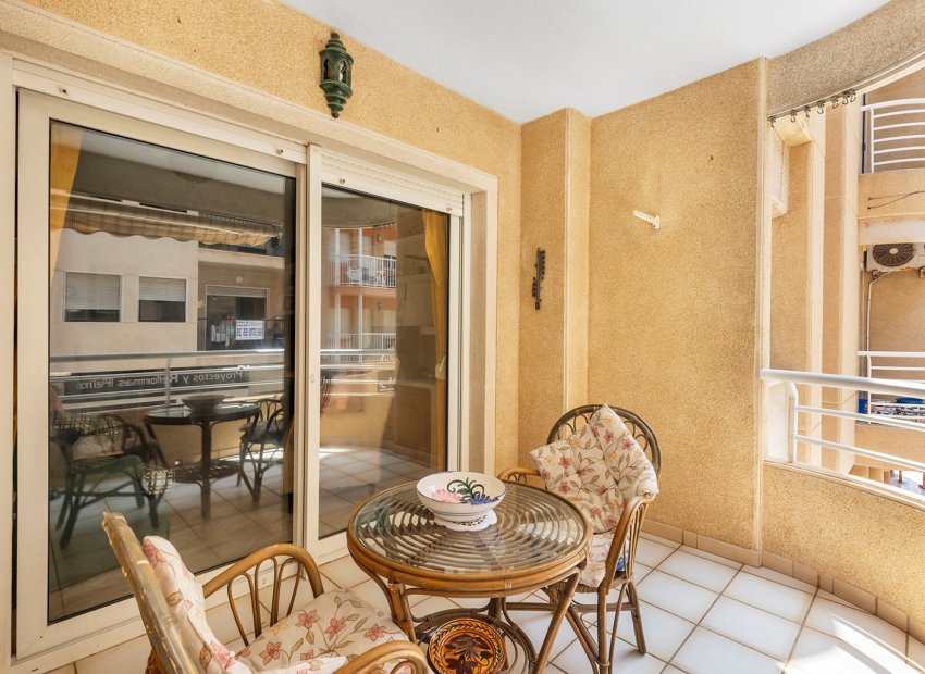 Reventa - Apartamento -
La Mata - Playa