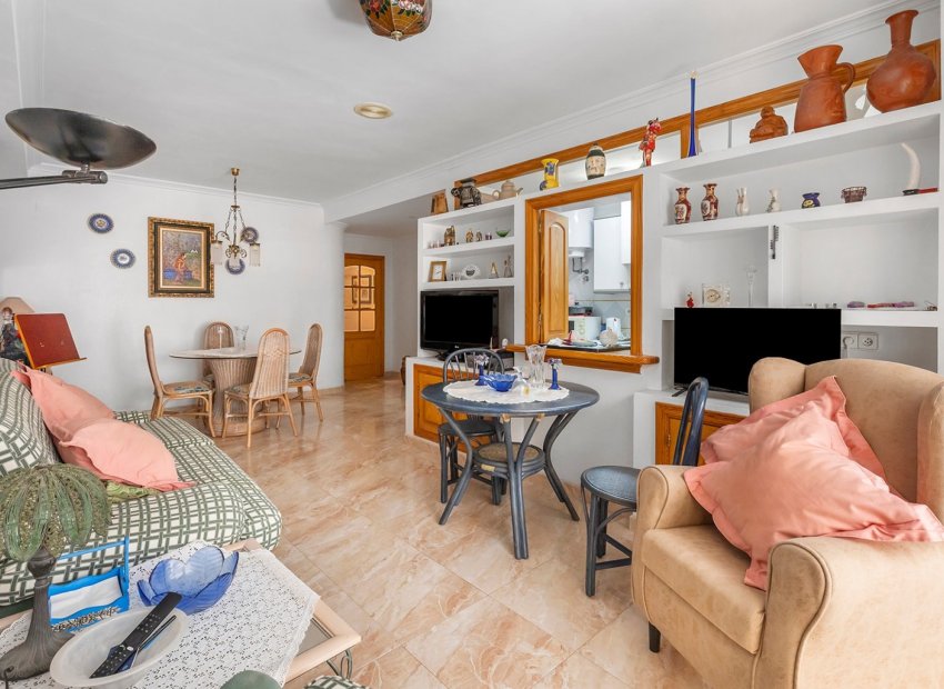 Reventa - Apartamento -
La Mata - Playa