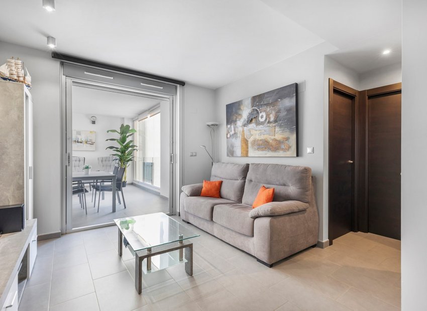 Reventa - Apartamento -
La Mata - Playa