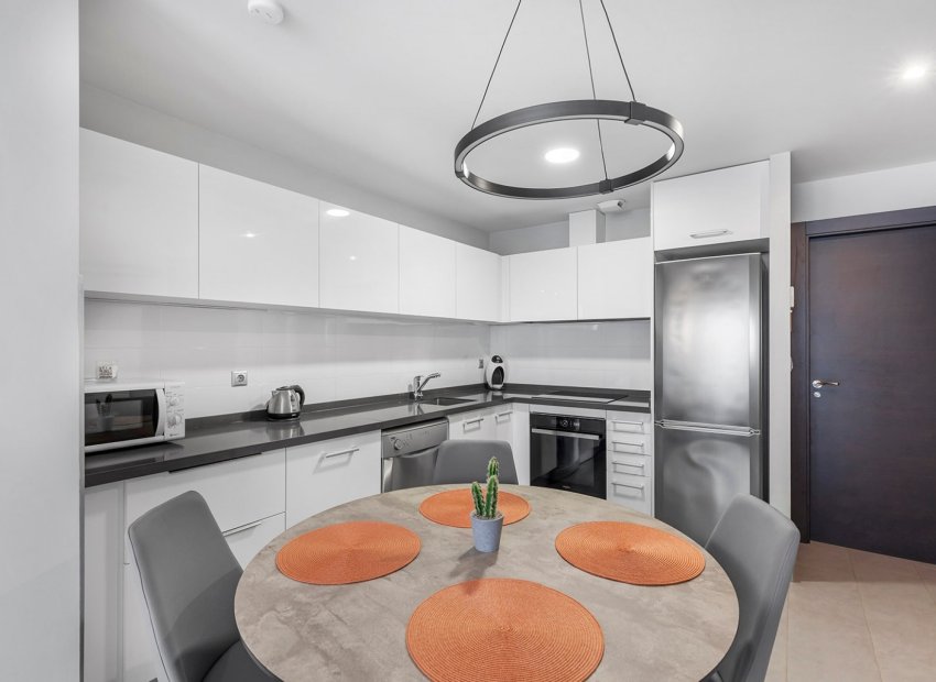 Reventa - Apartamento -
La Mata - Playa