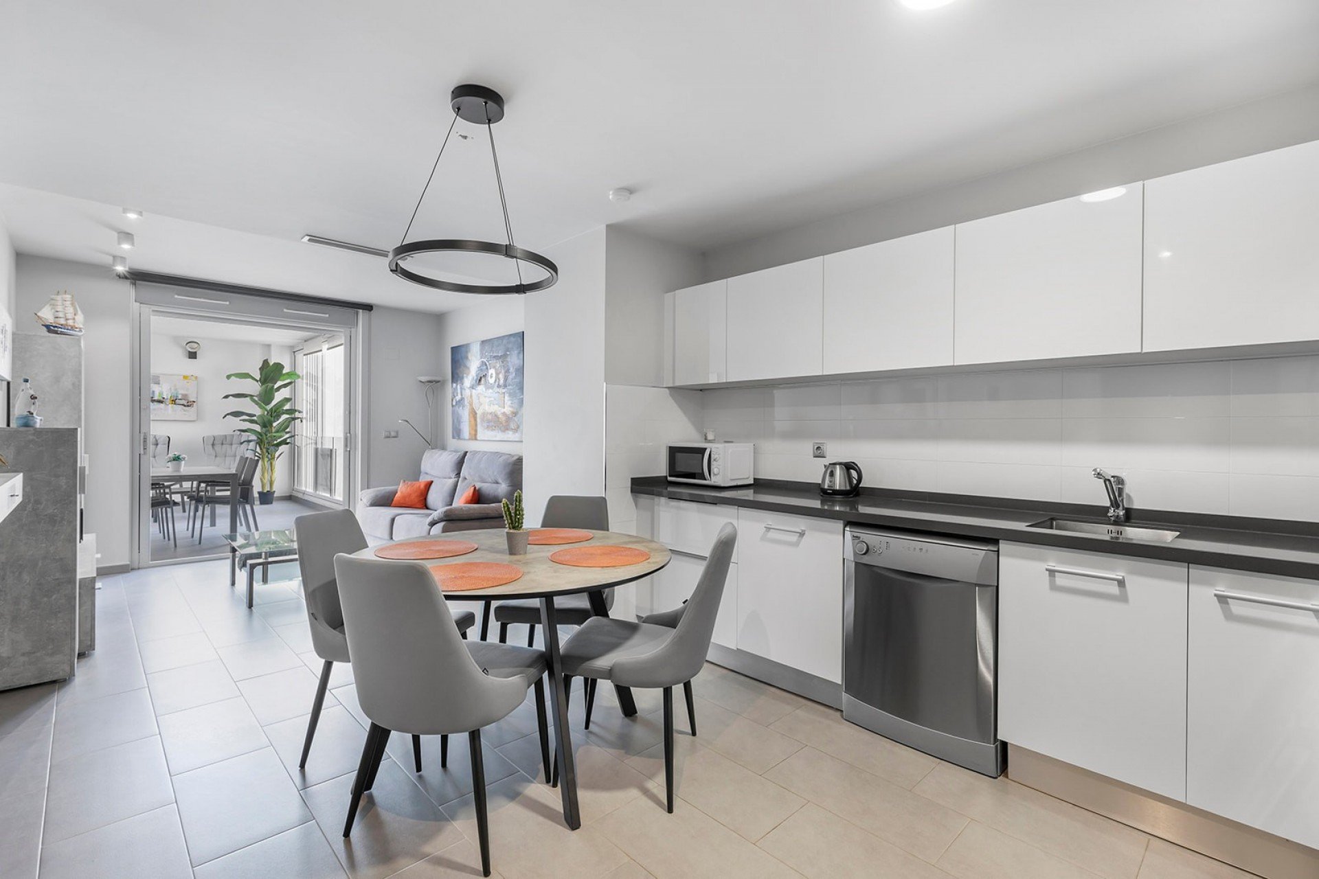 Reventa - Apartamento -
La Mata - Playa
