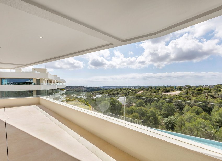 Reventa - Apartamento -
Las Colinas Golf Resort - Las Colinas golf