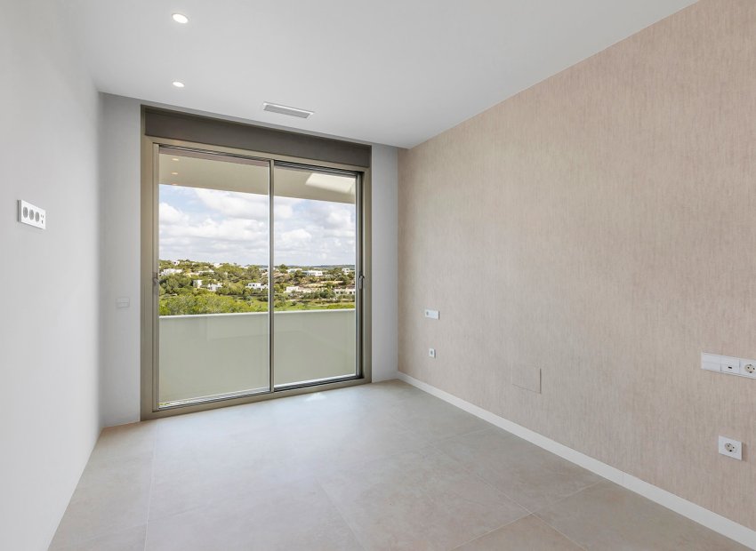 Reventa - Apartamento -
Las Colinas Golf Resort - Las Colinas golf