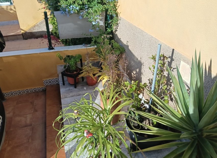 Reventa - Apartamento -
Los Montesinos - La Herrada