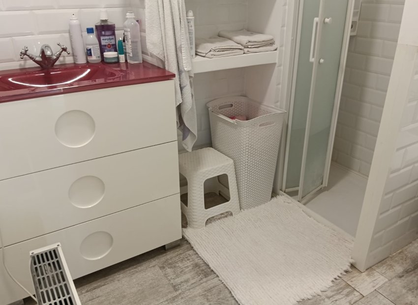 Reventa - Apartamento -
Los Montesinos - La Herrada