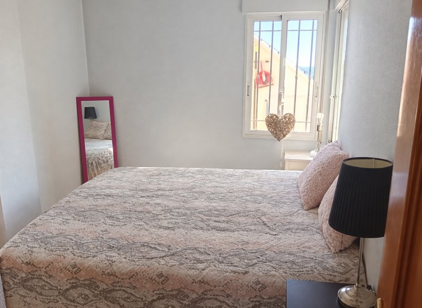 Reventa - Apartamento -
Los Montesinos - Urbanizacion montesol