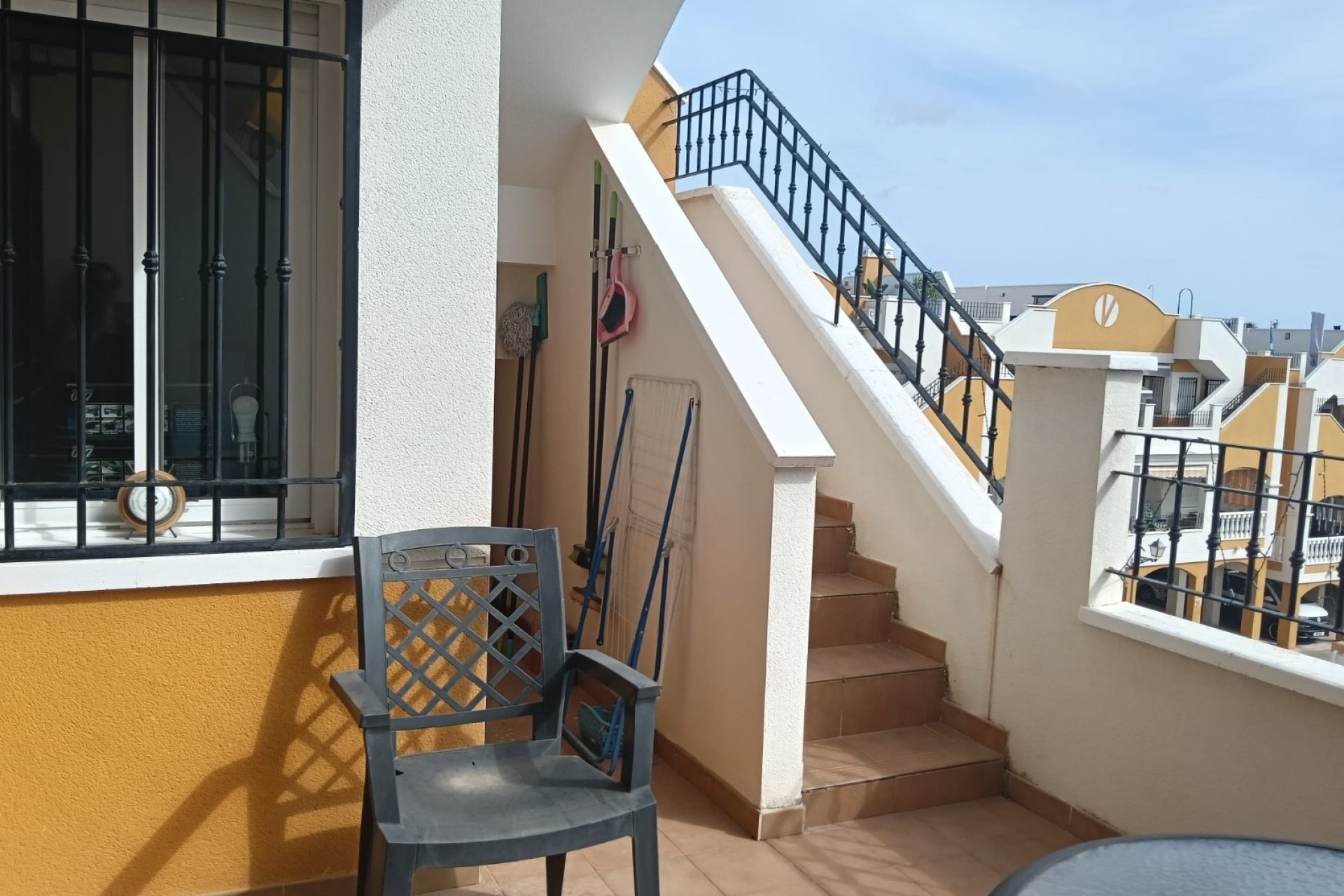 Reventa - Apartamento -
Los Montesinos - Urbanizacion montesol