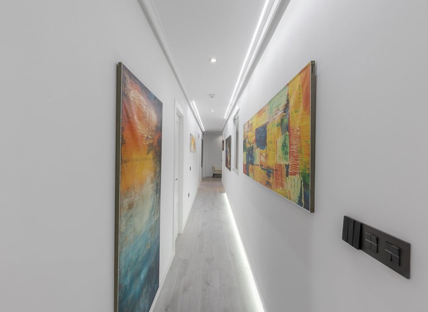 Reventa - Apartamento -
Los Montesinos