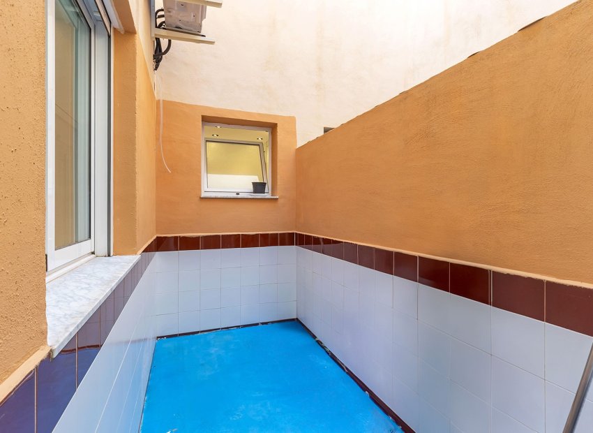 Reventa - Apartamento -
Los Montesinos