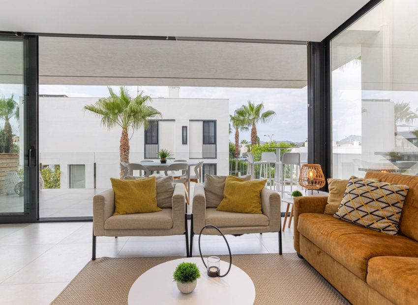 Reventa - Apartamento -
Mar de Cristal