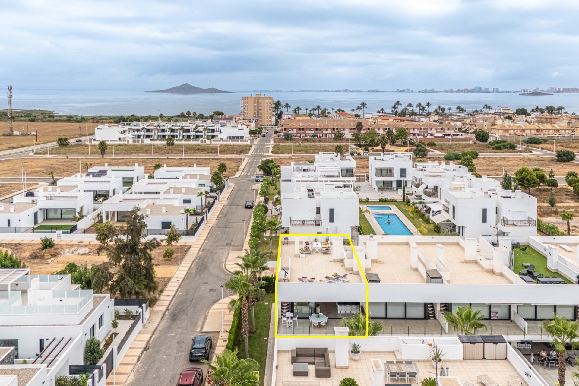 Reventa - Apartamento -
Mar de Cristal