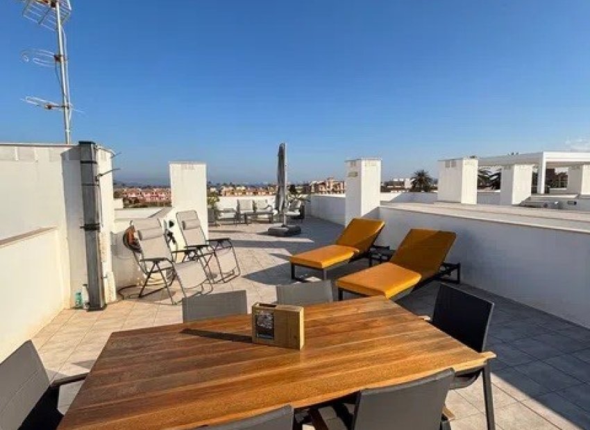 Reventa - Apartamento -
Mar de Cristal