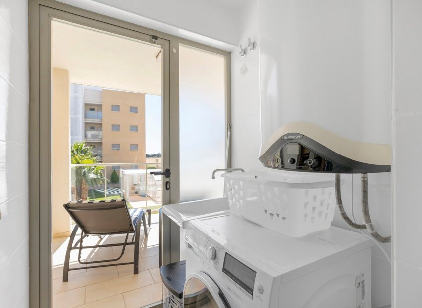 Reventa - Apartamento -
Orihuela Costa - La Zenia