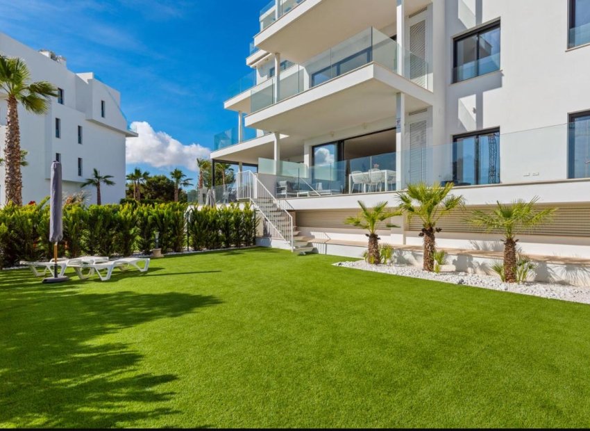 Reventa - Apartamento -
Orihuela Costa - Las Colinas Golf