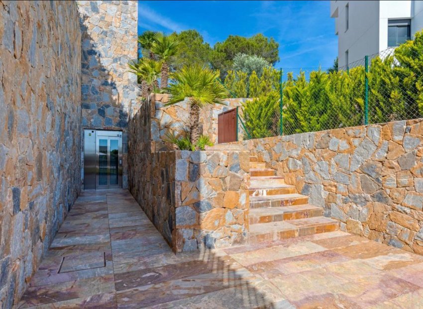 Reventa - Apartamento -
Orihuela Costa - Las Colinas Golf