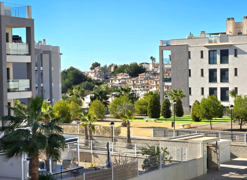 Reventa - Apartamento -
Orihuela Costa