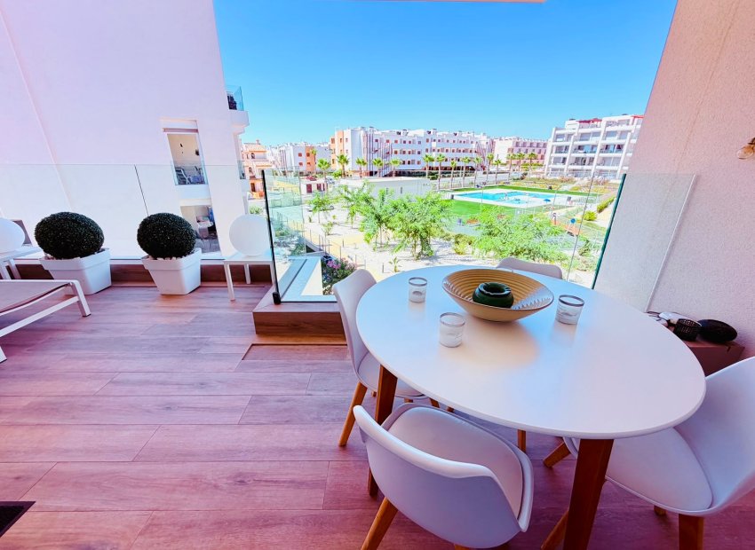 Reventa - Apartamento -
Orihuela Costa