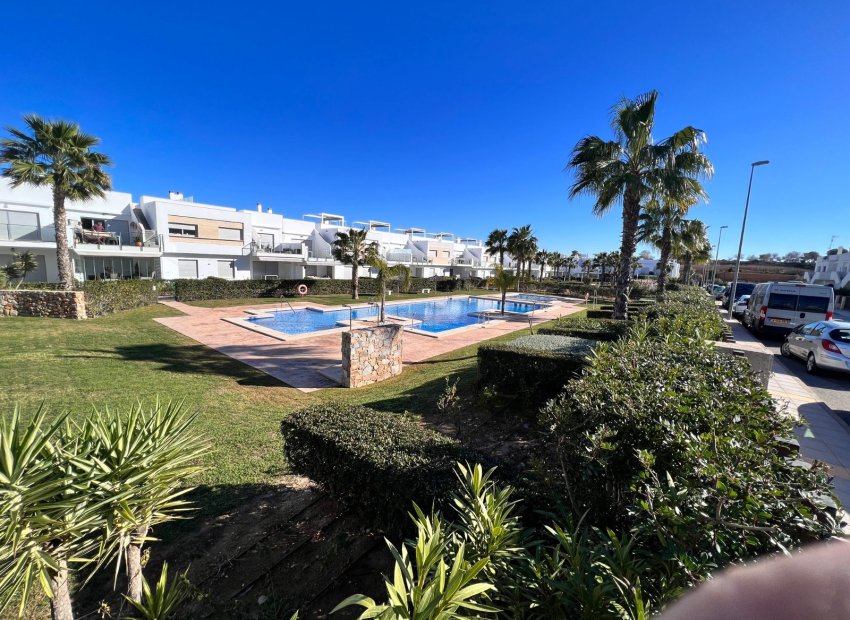 Reventa - Apartamento -
Orihuela - Entre Naranjos - Vistabella