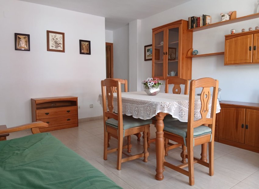 Reventa - Apartamento -
Pilar de la Horadada - Torre de la Horadada