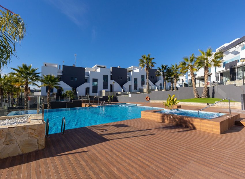 Reventa - Apartamento -
Punta Prima