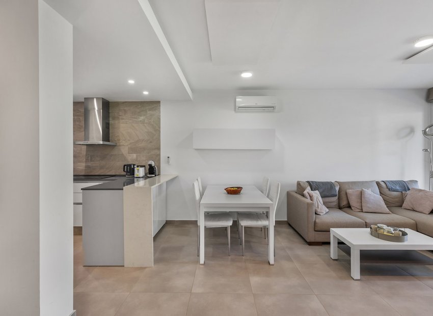 Reventa - Apartamento -
Punta Prima