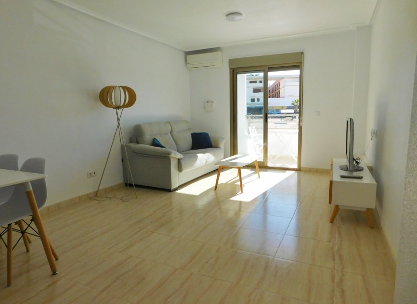 Reventa - Apartamento -
San Miguel de Salinas - San Miguel Salinas