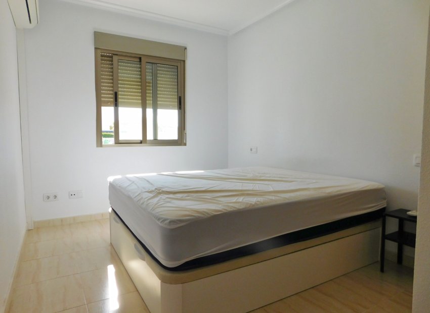 Reventa - Apartamento -
San Miguel de Salinas - San Miguel Salinas