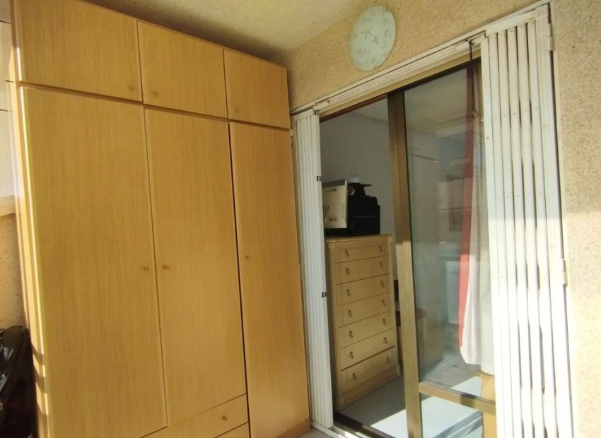 Reventa - Apartamento -
Torrevieja - El Chaparral