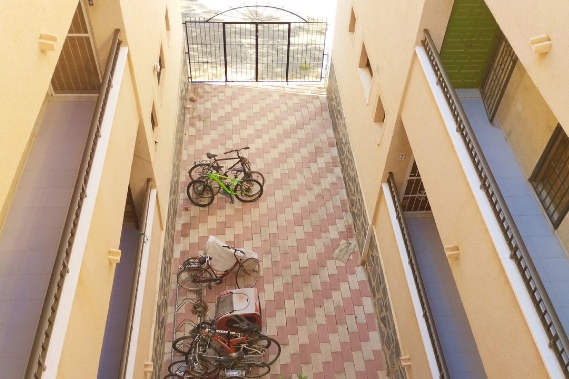 Reventa - Apartamento -
Torrevieja - El Chaparral