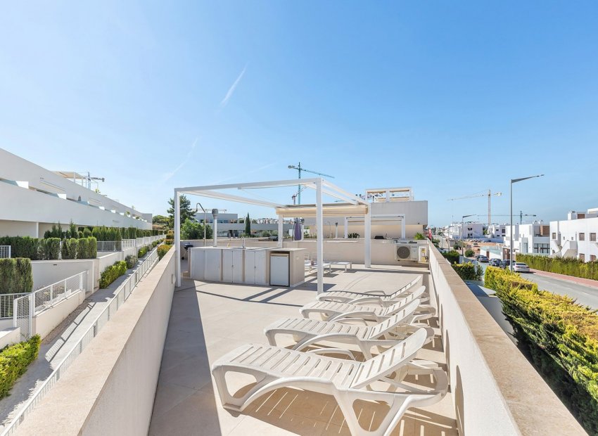Reventa - Apartamento -
Torrevieja - Los Balcones