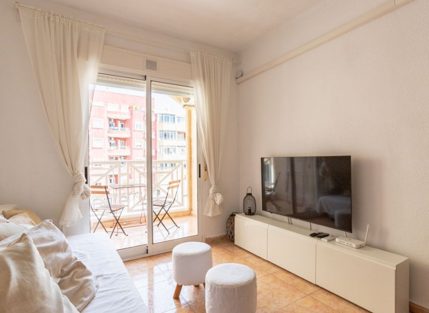 Reventa - Apartamento -
Torrevieja