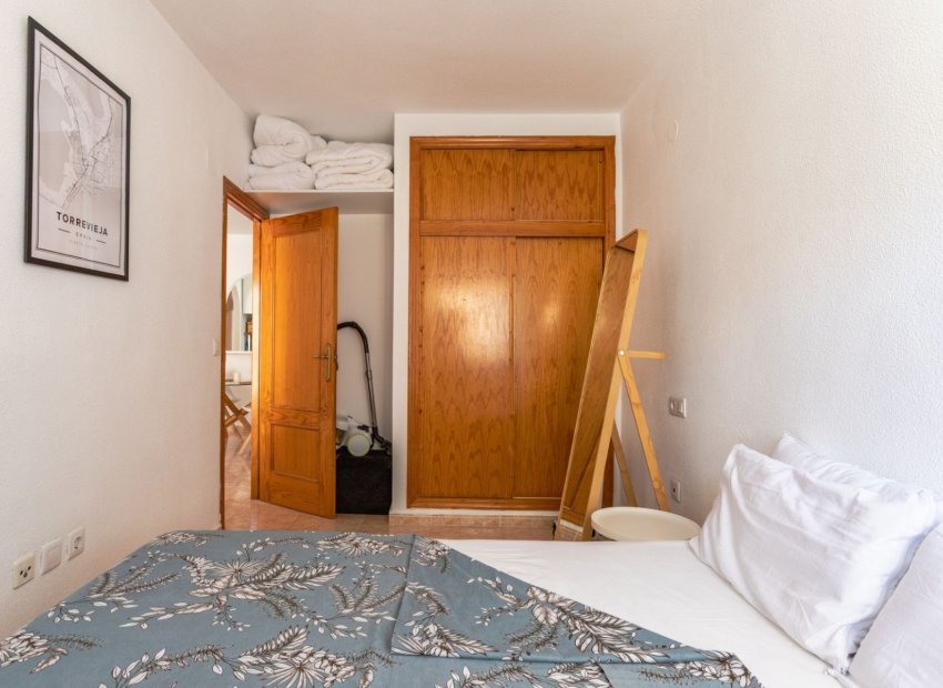 Reventa - Apartamento -
Torrevieja