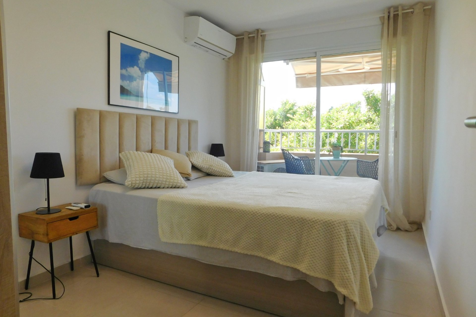 Reventa - Apartamento -
Torrevieja