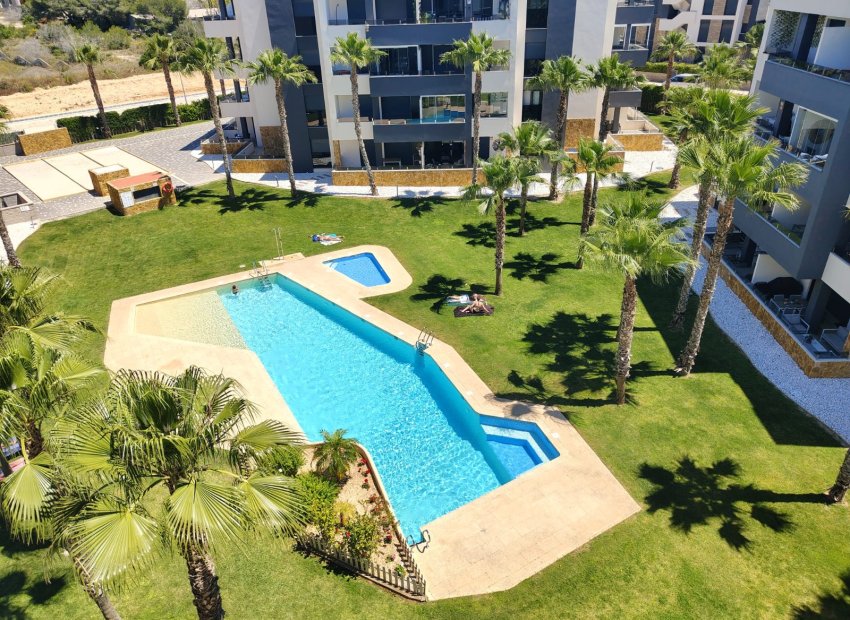 Reventa - Ático -
Los Altos - Torrevieja