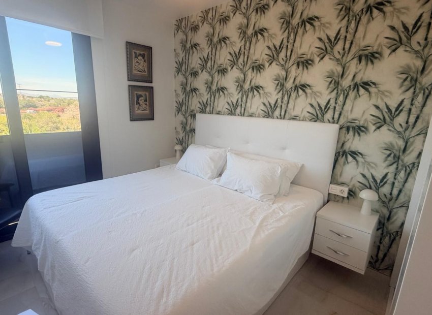 Reventa - Ático -
Los Altos - Torrevieja