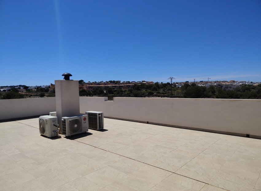 Reventa - Ático -
Los Altos - Torrevieja