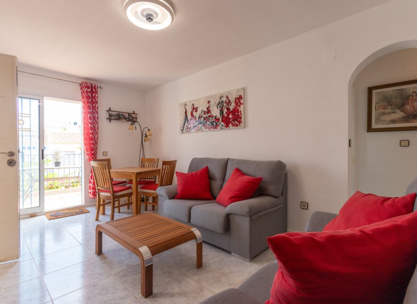 Reventa - Ático -
Orihuela Costa - Los Almendros-La Florida