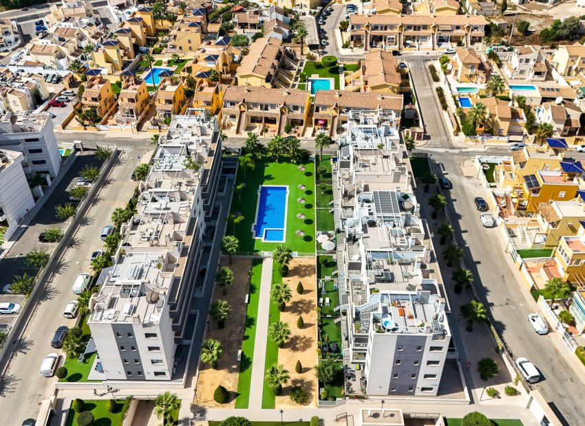 Reventa - Ático -
Orihuela Costa - Villamartín