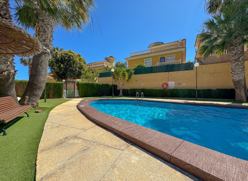Reventa - Bungalow -
Orihuela Costa - Villamartín