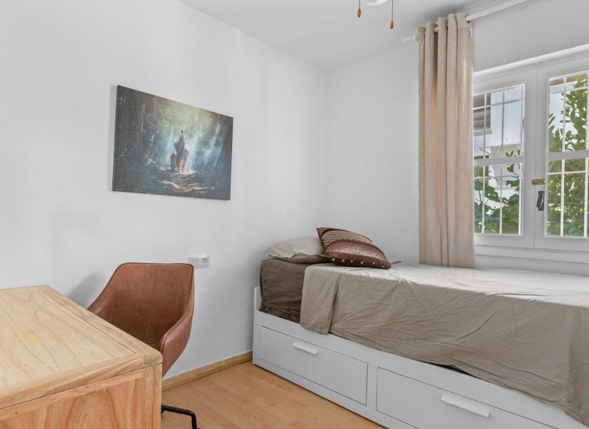 Reventa - Bungalow - Planta Baja -
Torrevieja - Lago Jardin