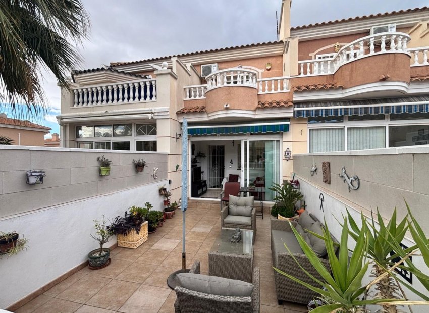 Reventa - Casa adosada -
Ciudad Quesada - Rojales - Doña Pepa