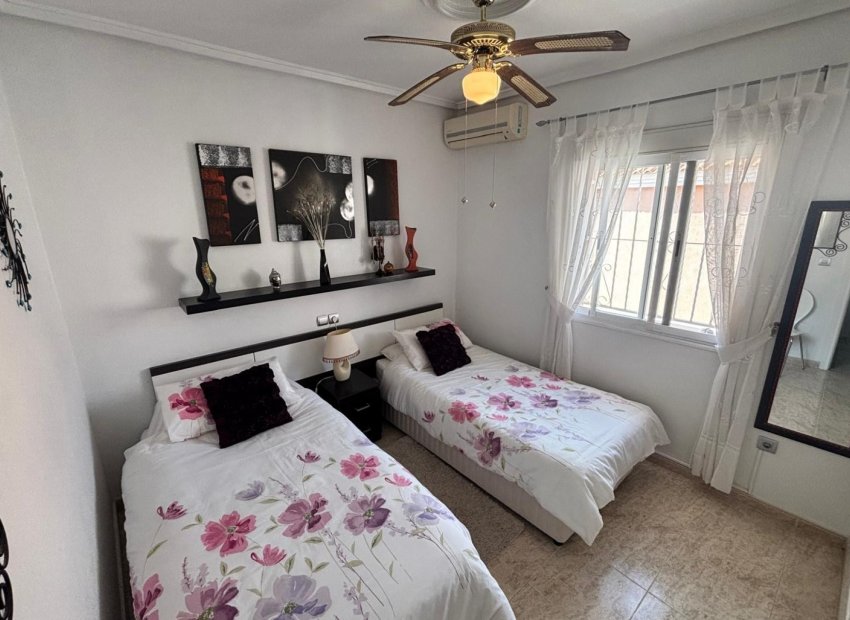 Reventa - Casa adosada -
Ciudad Quesada - Rojales - Doña Pepa